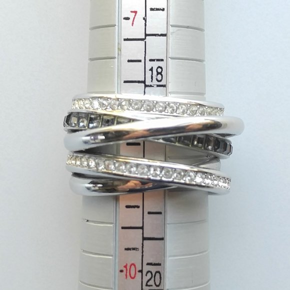 Swarovski Jewelry - Swarovski Gray and Clear Crystal Dynamic Ring